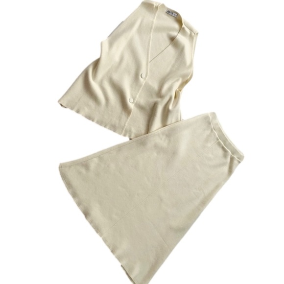 off white Gilet Vest from Zara - Picture 13 of 13